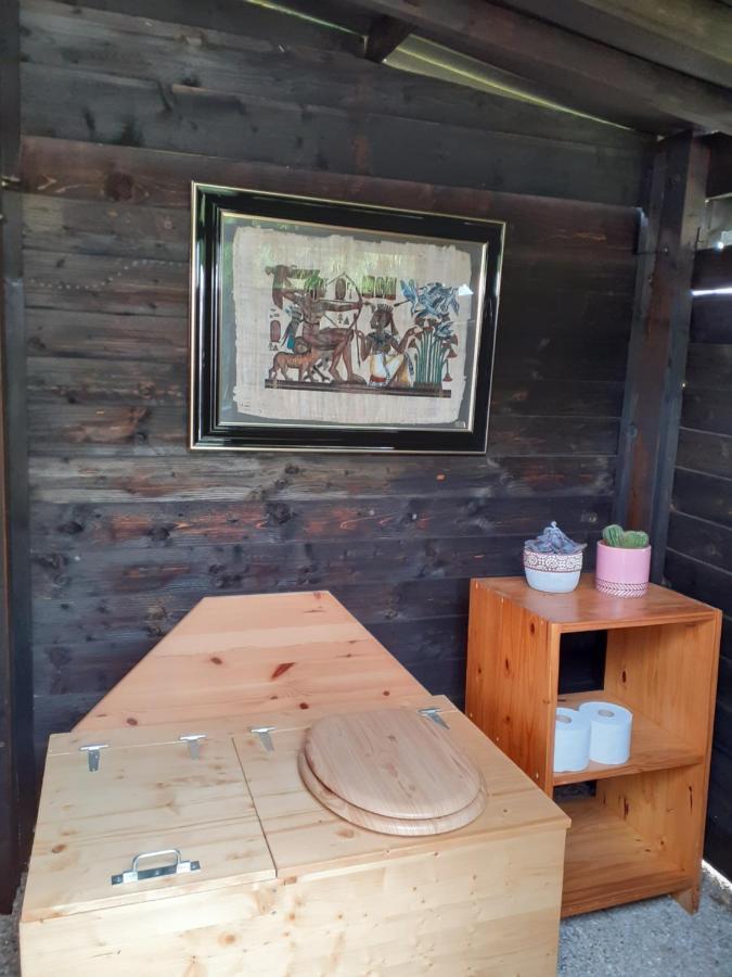 Maison d'Hôtes Afrika du Queyroux Ginestet Extérieur photo